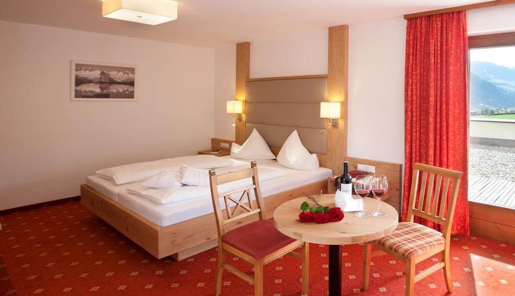 Hotel Elisabeth Fügen Εξωτερικό φωτογραφία