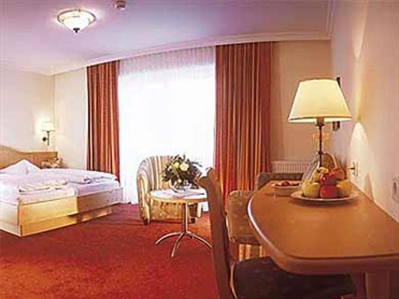 Hotel Elisabeth Fügen Εξωτερικό φωτογραφία
